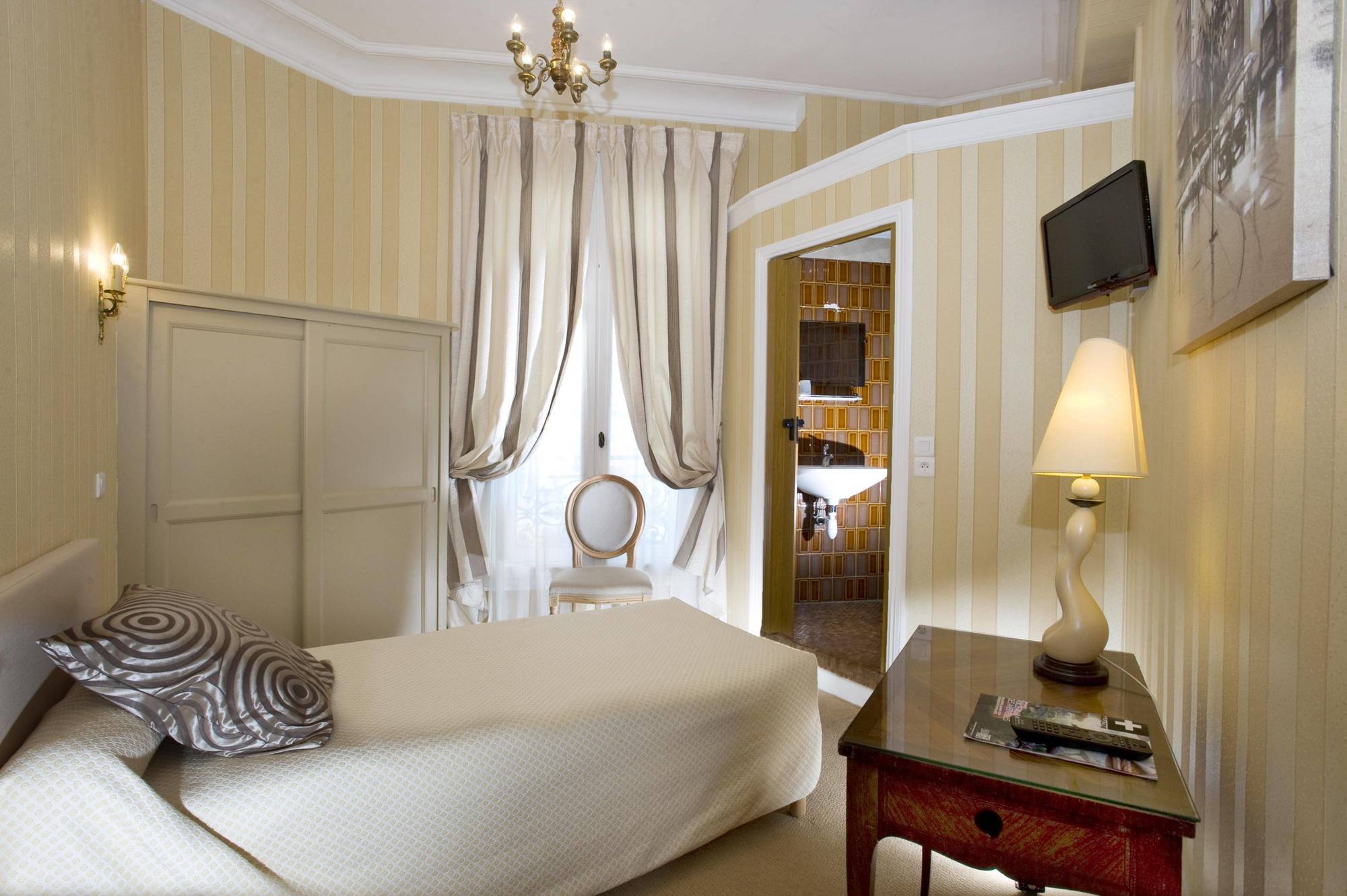 Hotel D'Albion Париж Екстер'єр фото